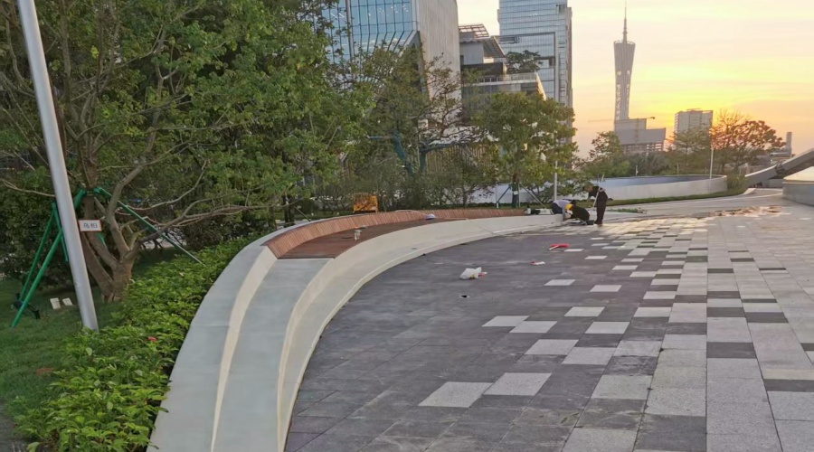 廣州海珠區(qū)琶洲展館GRC坐凳樹(shù)池工程案例 廣州海珠區(qū)琶洲展館GRC坐凳樹(shù)池工程案例